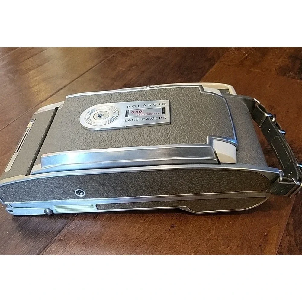 Vintage Polaroid Electric Eye 850 Land Camera Leather Case With Contents‎ Bulb